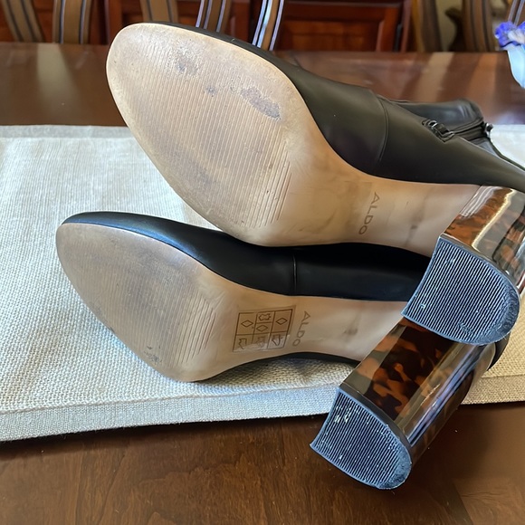 ALDO Aurella black Boots booties size 8 4” lucite heel - Picture 4 of 13